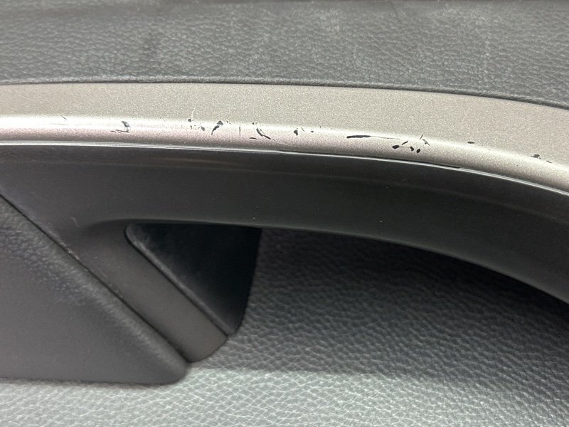 Обшивка двери Hyundai i30