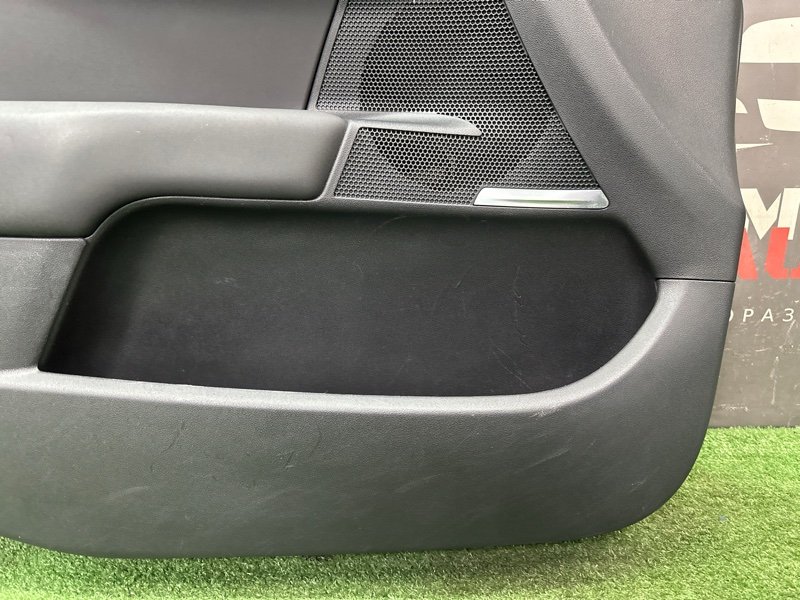 Обшивка двери Citroen C 4