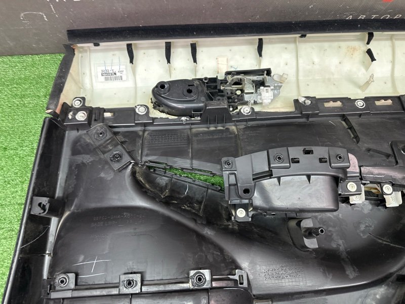 Обшивка двери Honda Civic