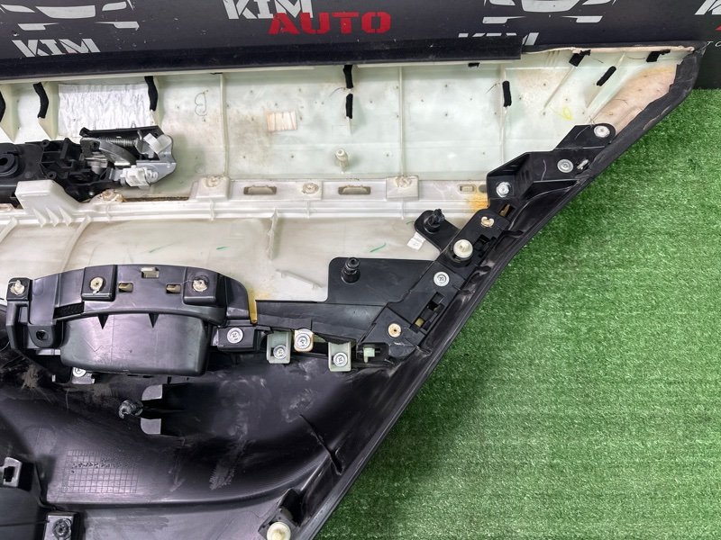 Обшивка двери Honda Civic