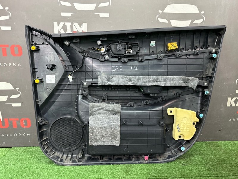 Обшивка двери Hyundai I20
