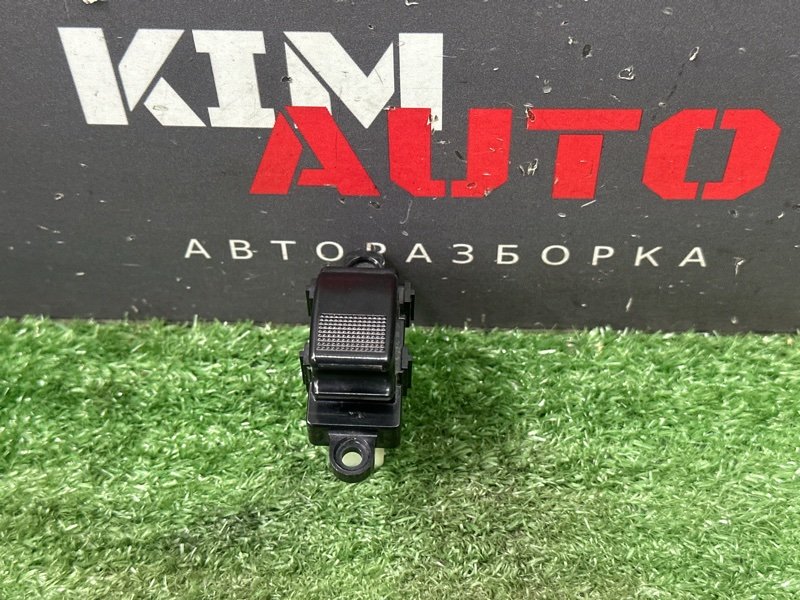 Кнопка стеклоподъемника Mazda 6