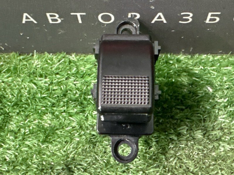 Кнопка стеклоподъемника Mazda 6