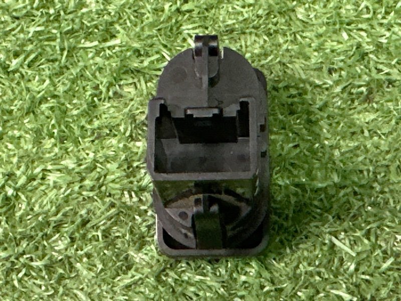 Кнопка стеклоподъемника Ford Mondeo 4