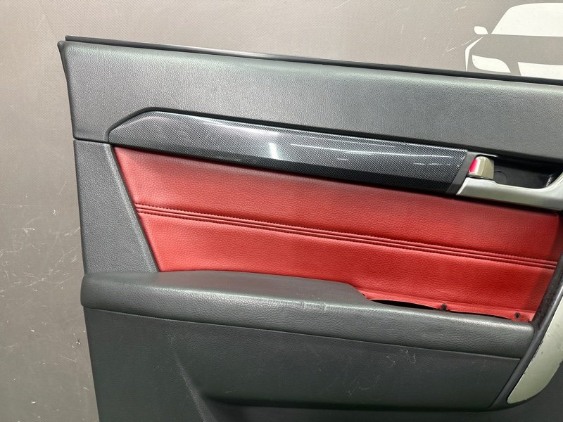 Обшивка двери Chevrolet Captiva C100