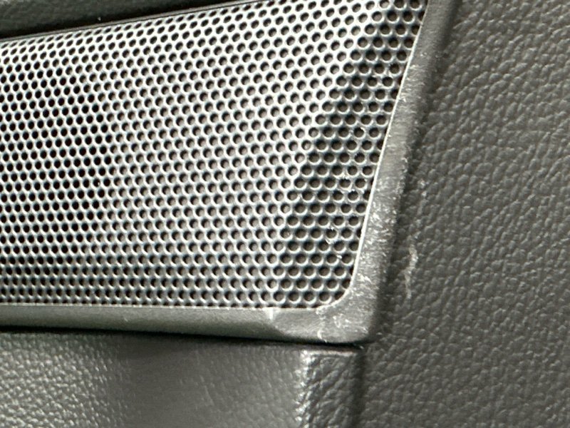 Обшивка двери Chevrolet Captiva C100