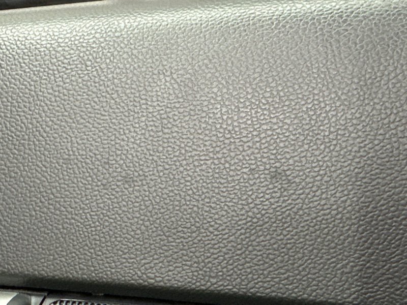 Обшивка двери Chevrolet Captiva C100