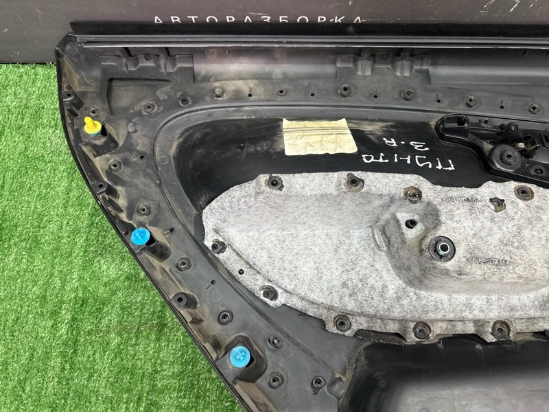 Обшивка двери Fiat Punto