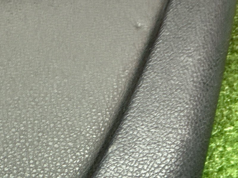 Обшивка двери Ford Mondeo 3