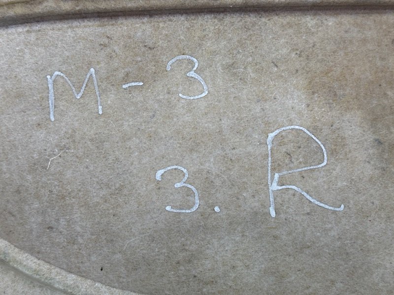 Обшивка двери Ford Mondeo 3