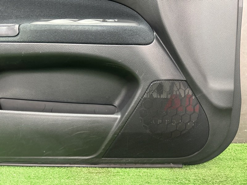 Обшивка двери Mitsubishi Lancer 9