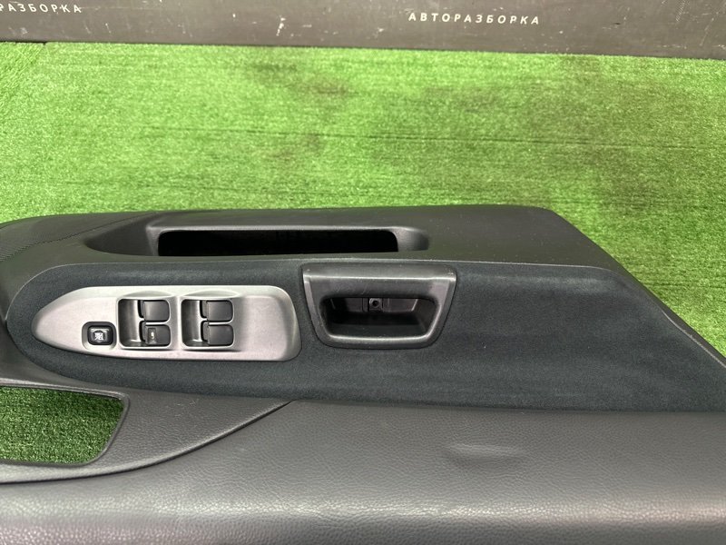 Обшивка двери Mitsubishi Lancer 9