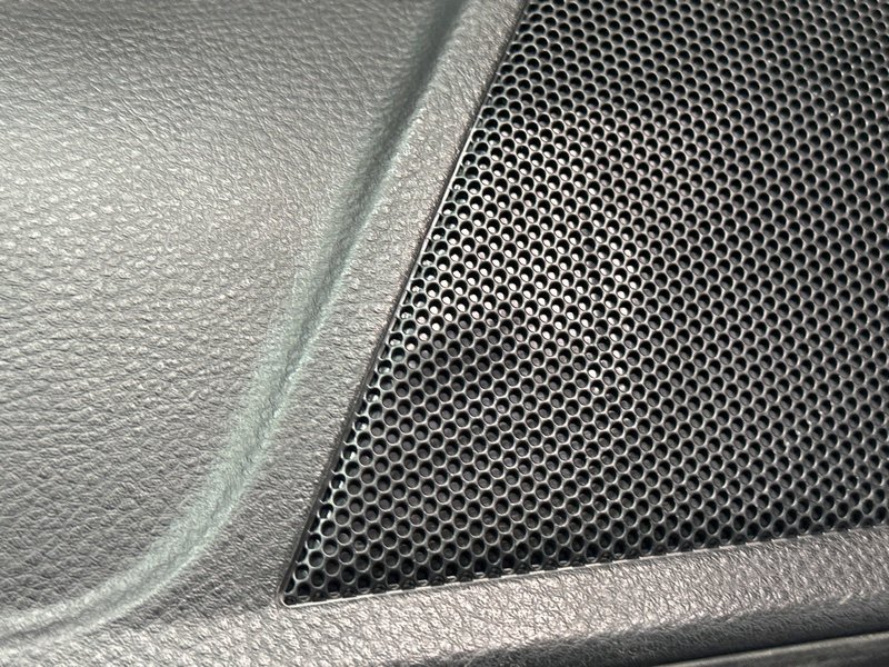 Обшивка двери Mitsubishi Lancer 9