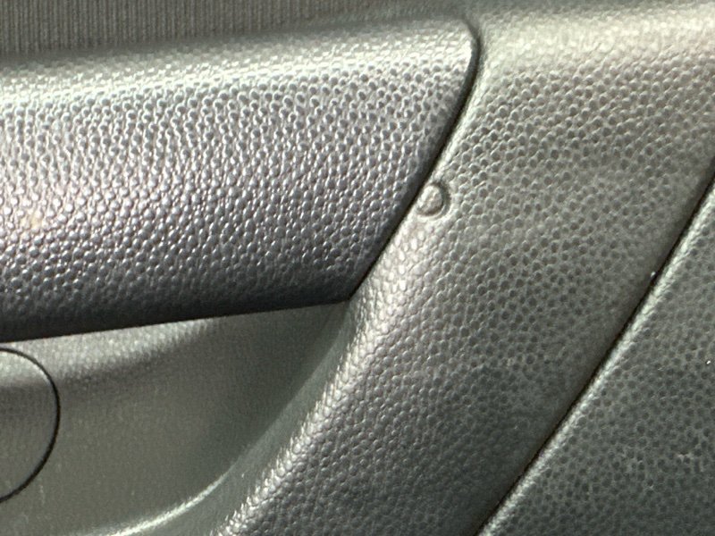 Обшивка двери Mazda 3 BK