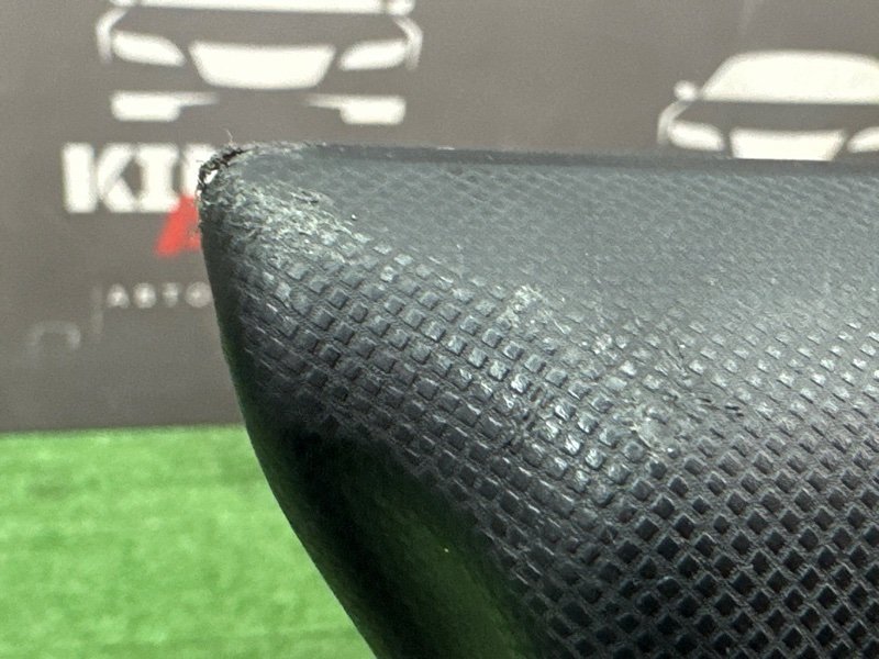 Обшивка двери Mazda 3 BK