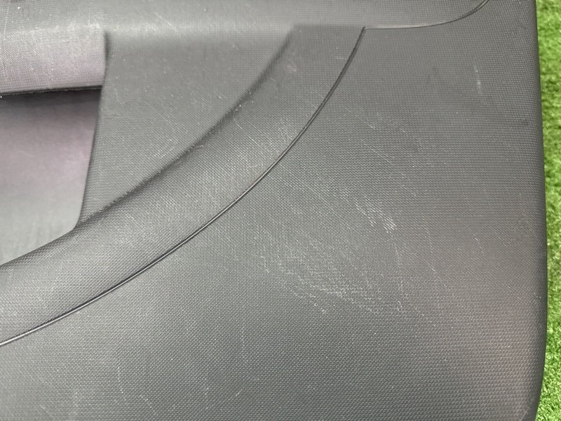 Обшивка двери Citroen C 4