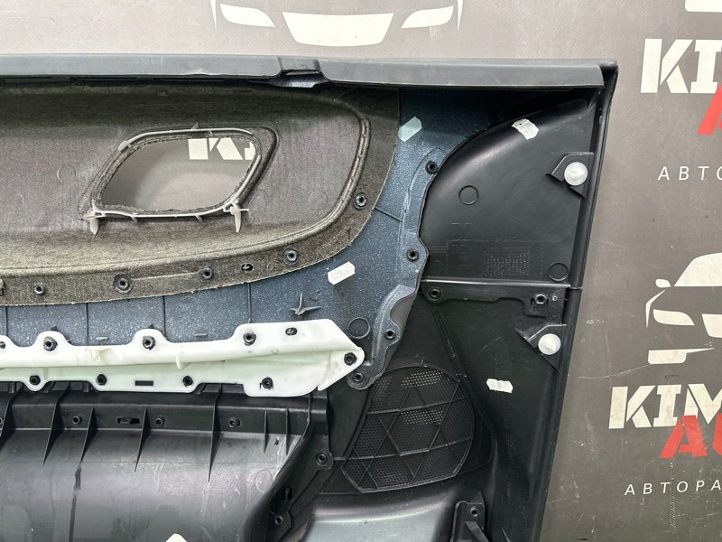 Обшивка двери Citroen C 4