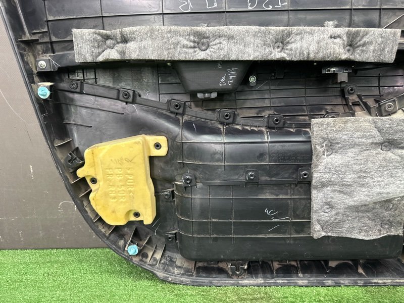 Обшивка двери Hyundai I20