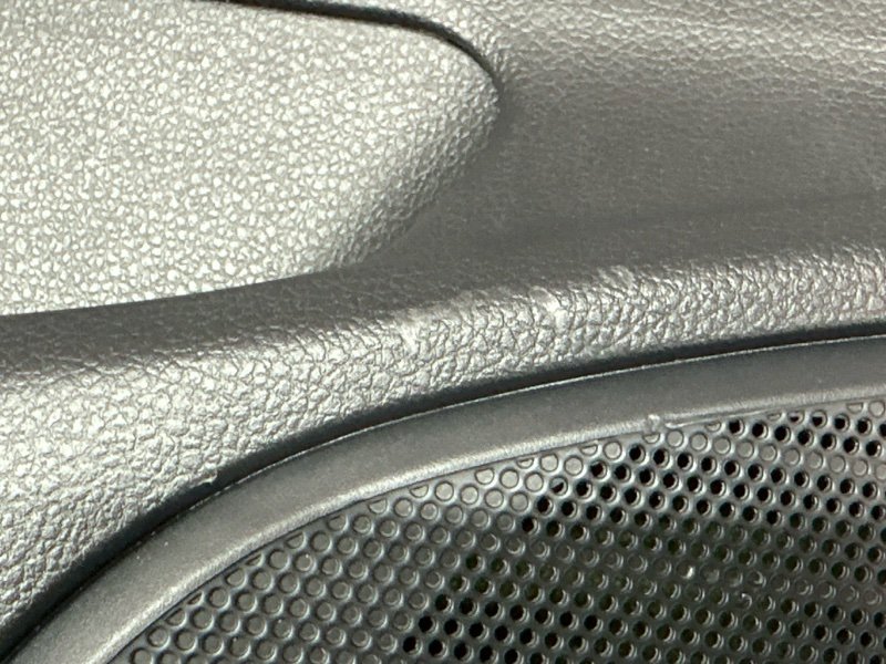 Обшивка двери Volkswagen Polo 5