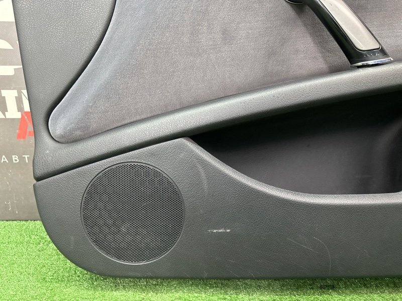 Обшивка двери Peugeot 407