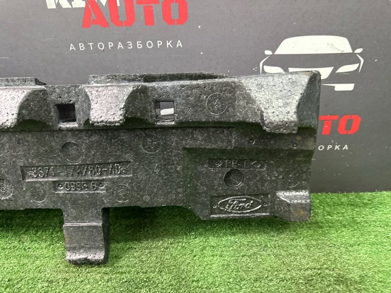 Абсорбер переднего бампера Ford Mondeo 3