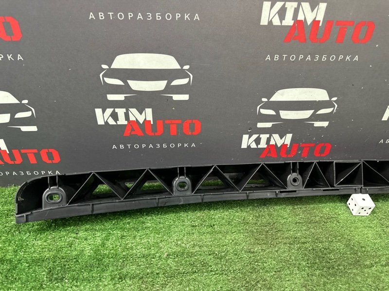 Кронштейн бампера Skoda Fabia 2