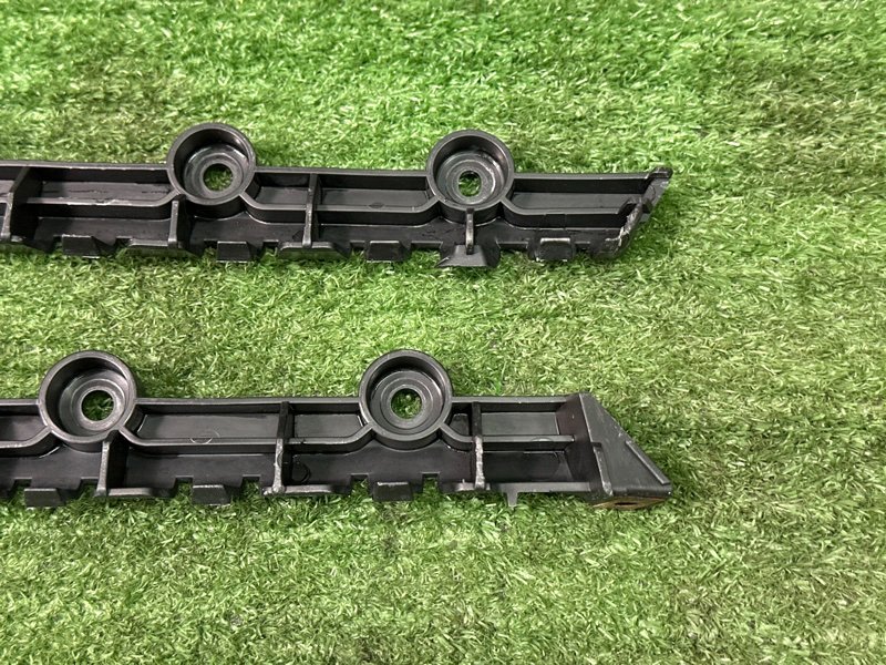 Кронштейн бампера Skoda Fabia 2