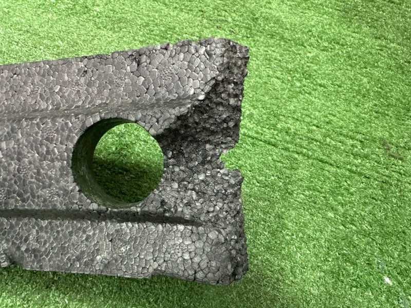 Абсорбер переднего бампера Fiat Punto