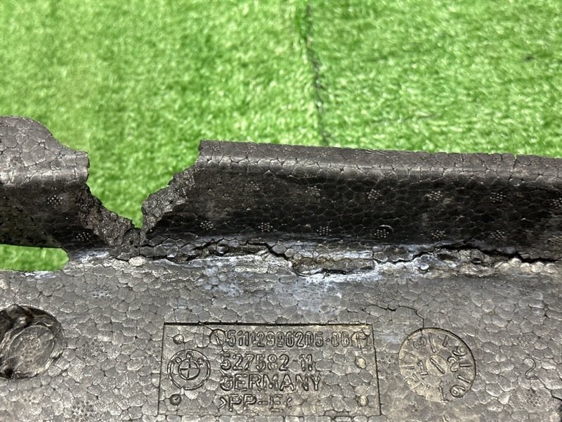 Абсорбер переднего бампера BMW 7-Series E65