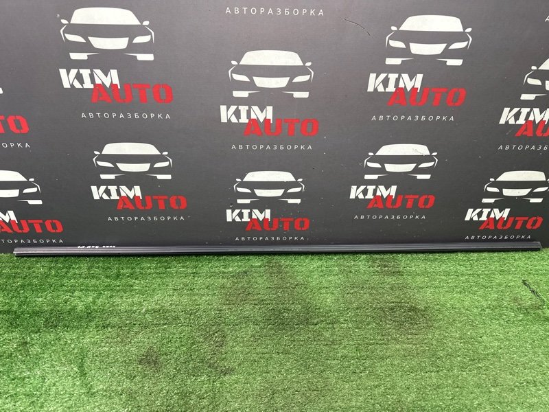 Уплотнитель стекла(бархотка) внутренний Peugeot 206 3E