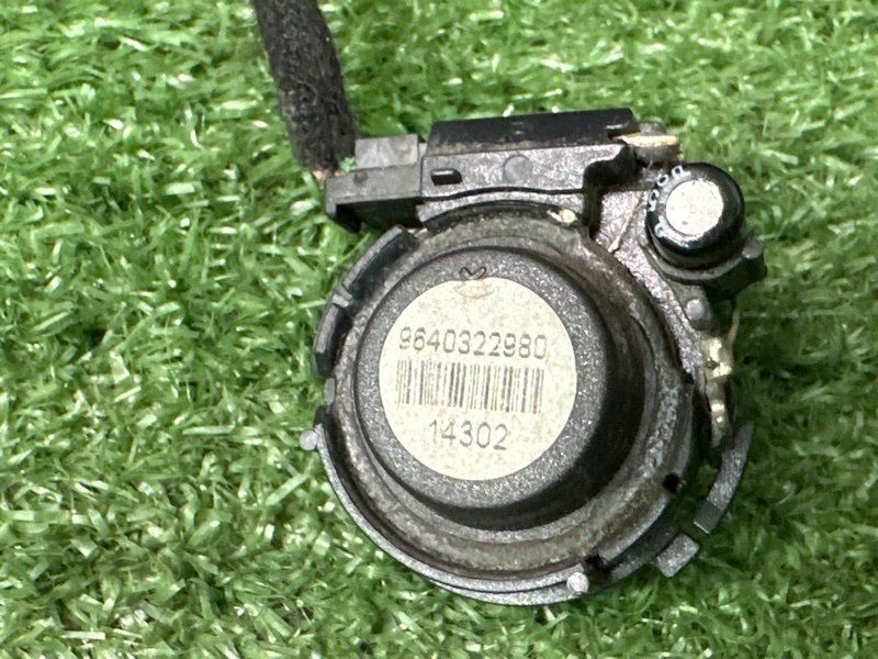 Проводка двери Peugeot 206 3E