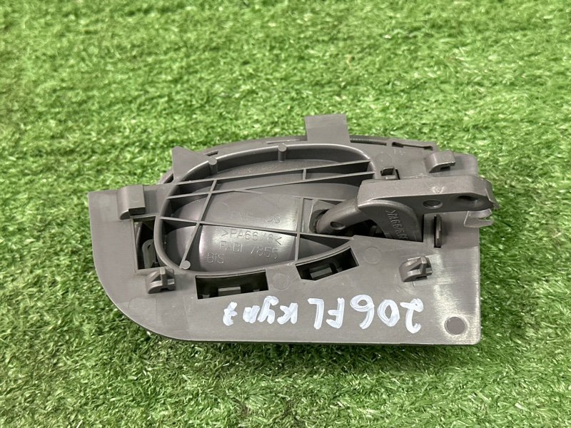 Ручка двери внутренняя Peugeot 206 3E