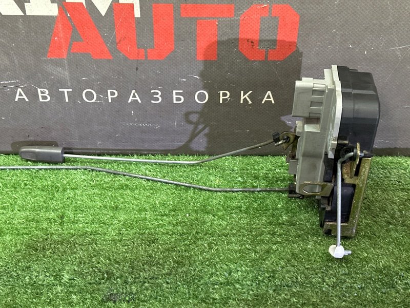 Замок двери Peugeot 206 3E