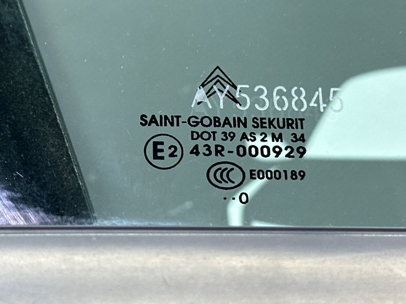 Дверь Citroen C 4