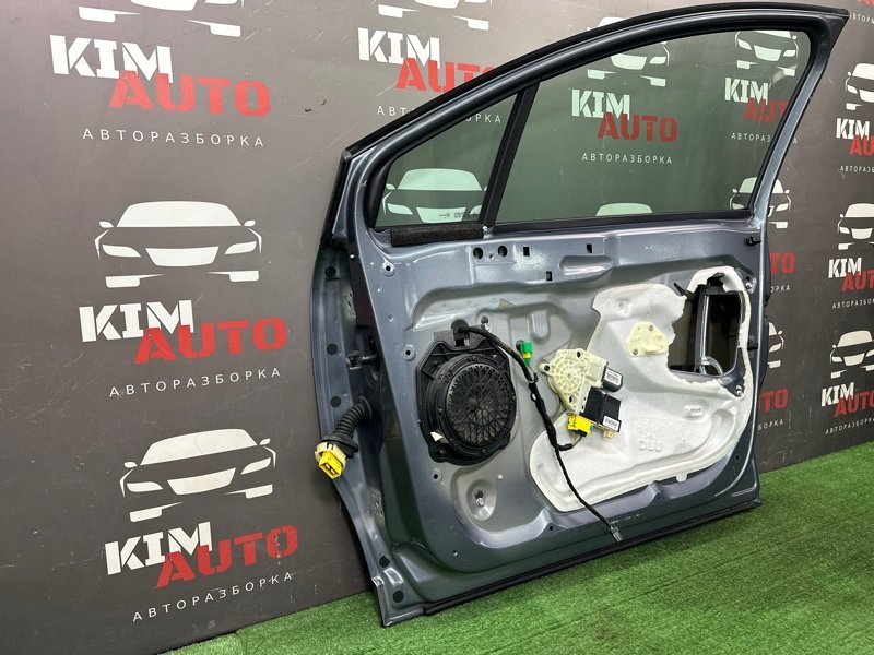 Дверь Citroen C 4