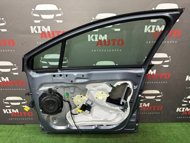 Дверь Citroen C 4