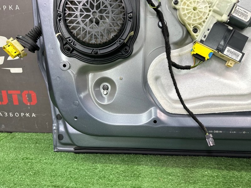 Дверь Citroen C 4