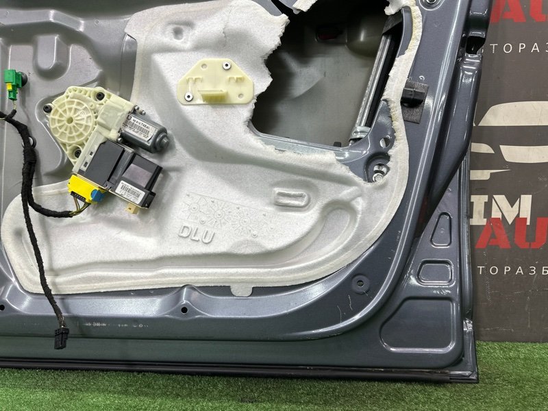 Дверь Citroen C 4