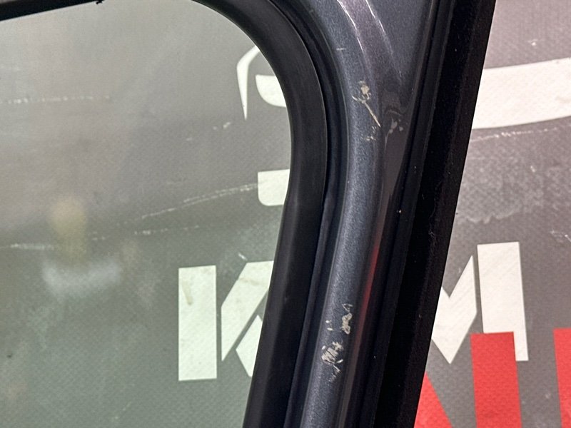 Дверь Citroen C 4