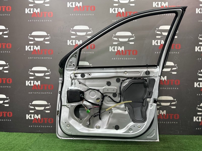 Дверь Volvo XC90