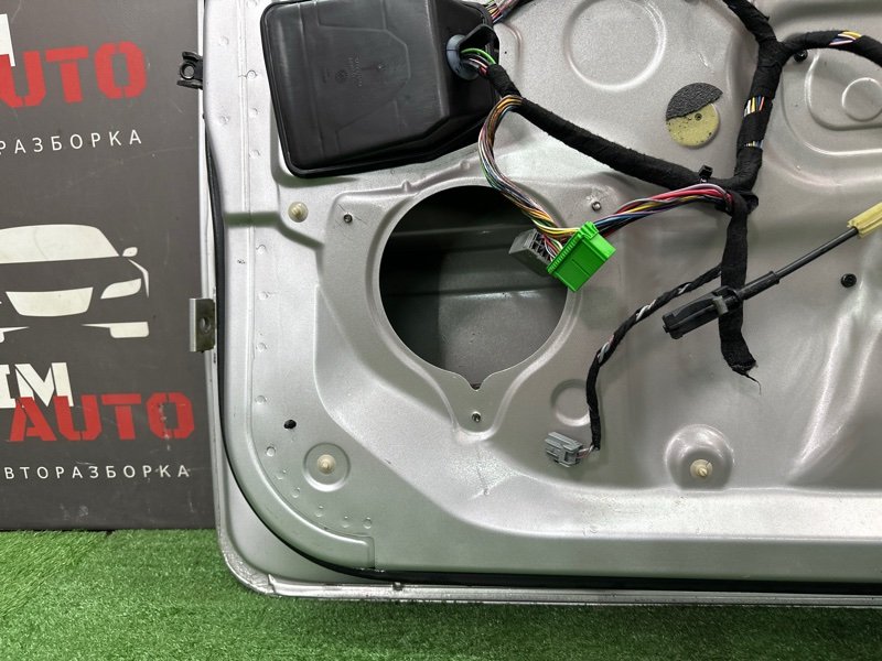 Дверь Volvo XC90