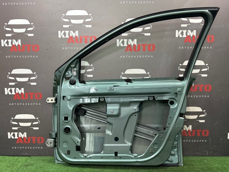 Дверь Renault Megane