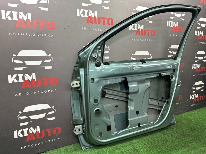 Дверь Renault Megane