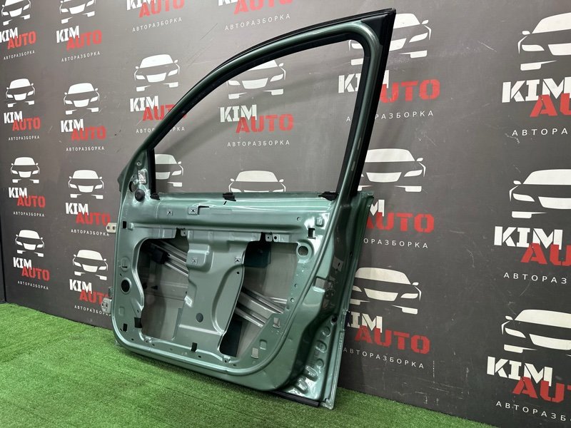 Дверь Renault Megane