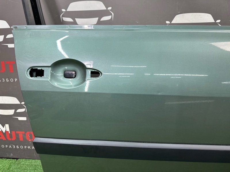 Дверь Renault Megane