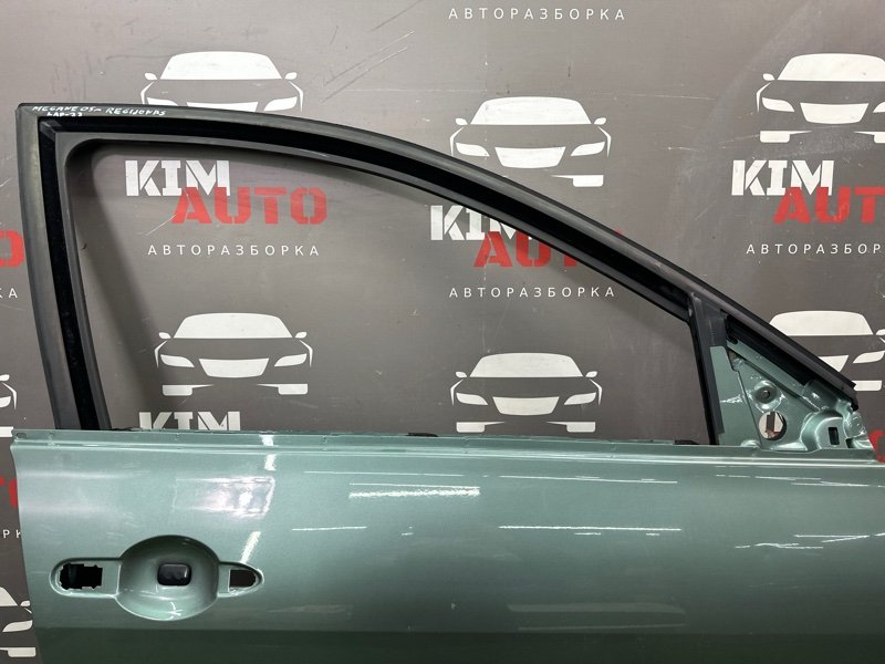 Дверь Renault Megane