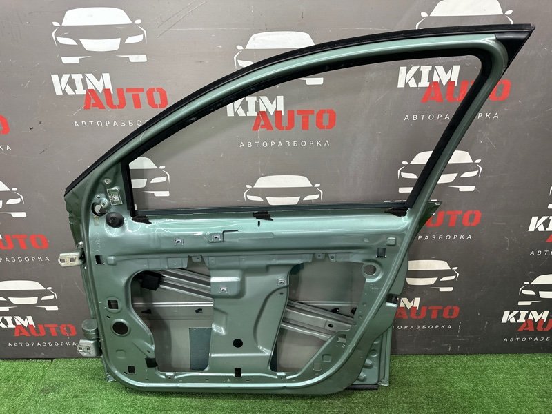 Дверь Renault Megane