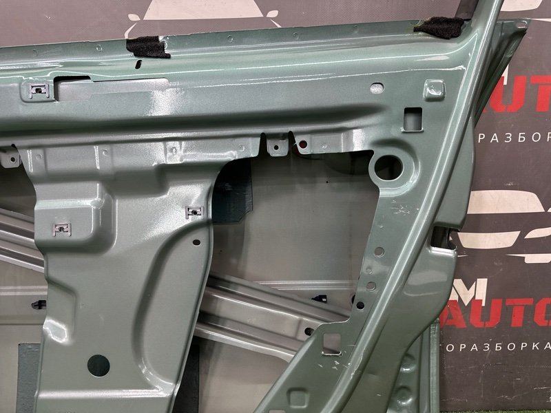 Дверь Renault Megane