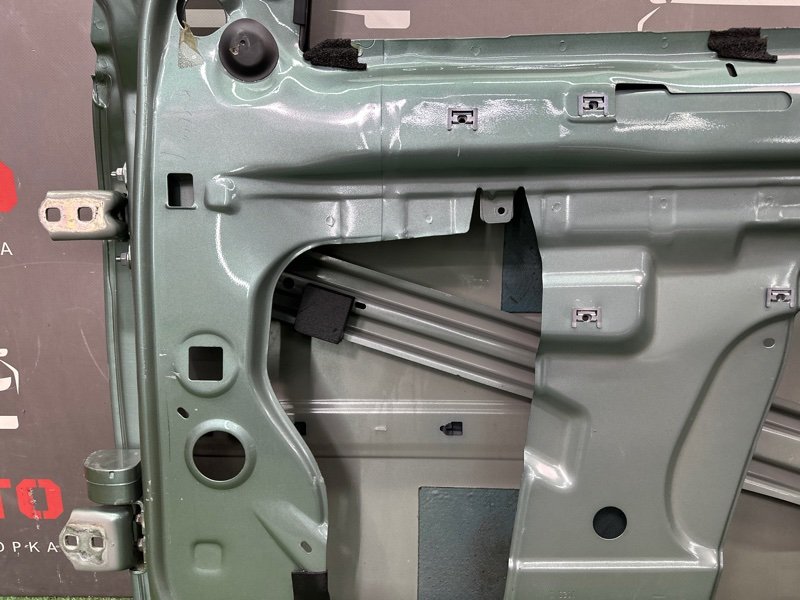 Дверь Renault Megane