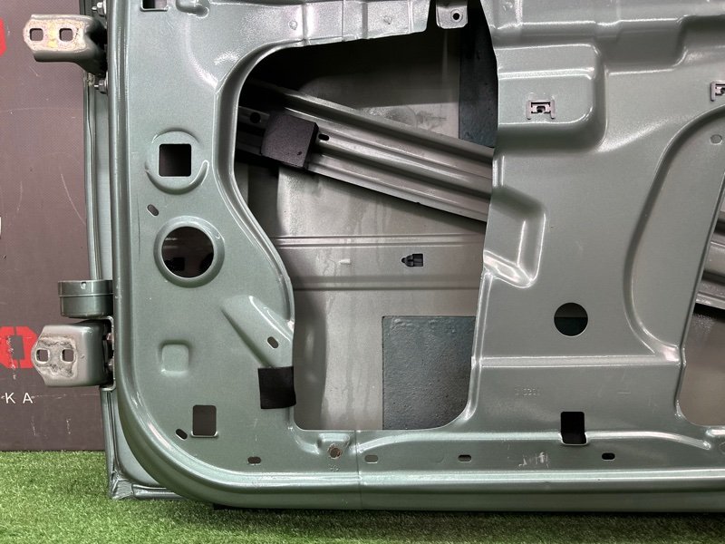 Дверь Renault Megane